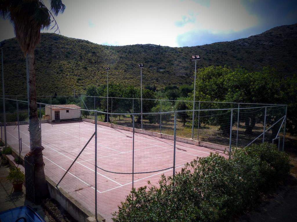 הוילה נוטו Agriturismo Timpa Del Sole מראה חיצוני תמונה